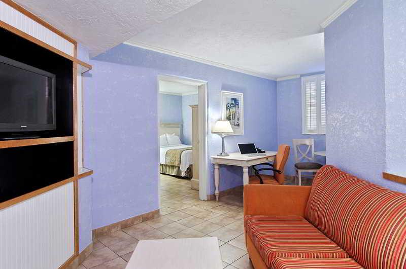 Fairfield Inn & Suites By Marriott Κι Γουέστ Δωμάτιο φωτογραφία